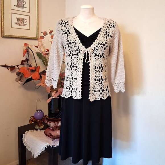 NWOT Jensen Women’s Shrugs Beautiful Beige Floral Crochet Knitwear Sweater M 8 6 - Picture 7 of 9